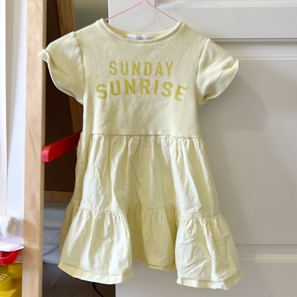 Zara kids girls size 6 yellow dress like new